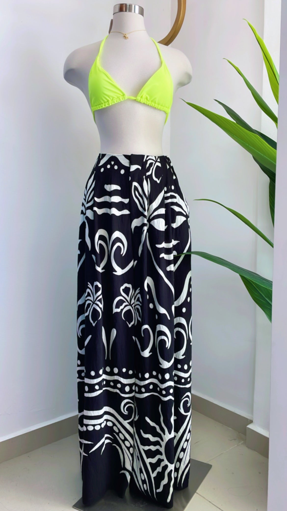 Tropic Noir Pants