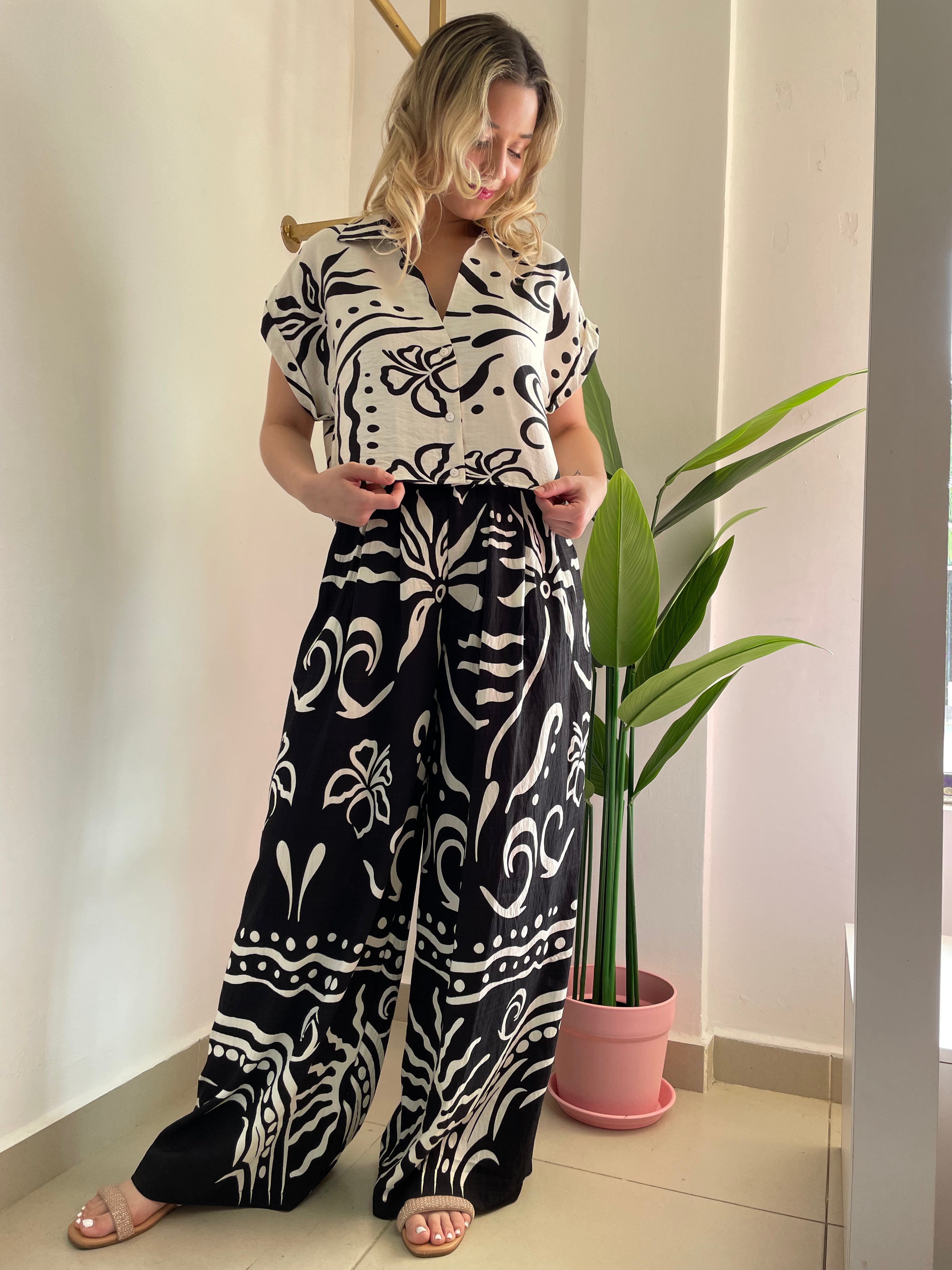 Tropic Noir Top